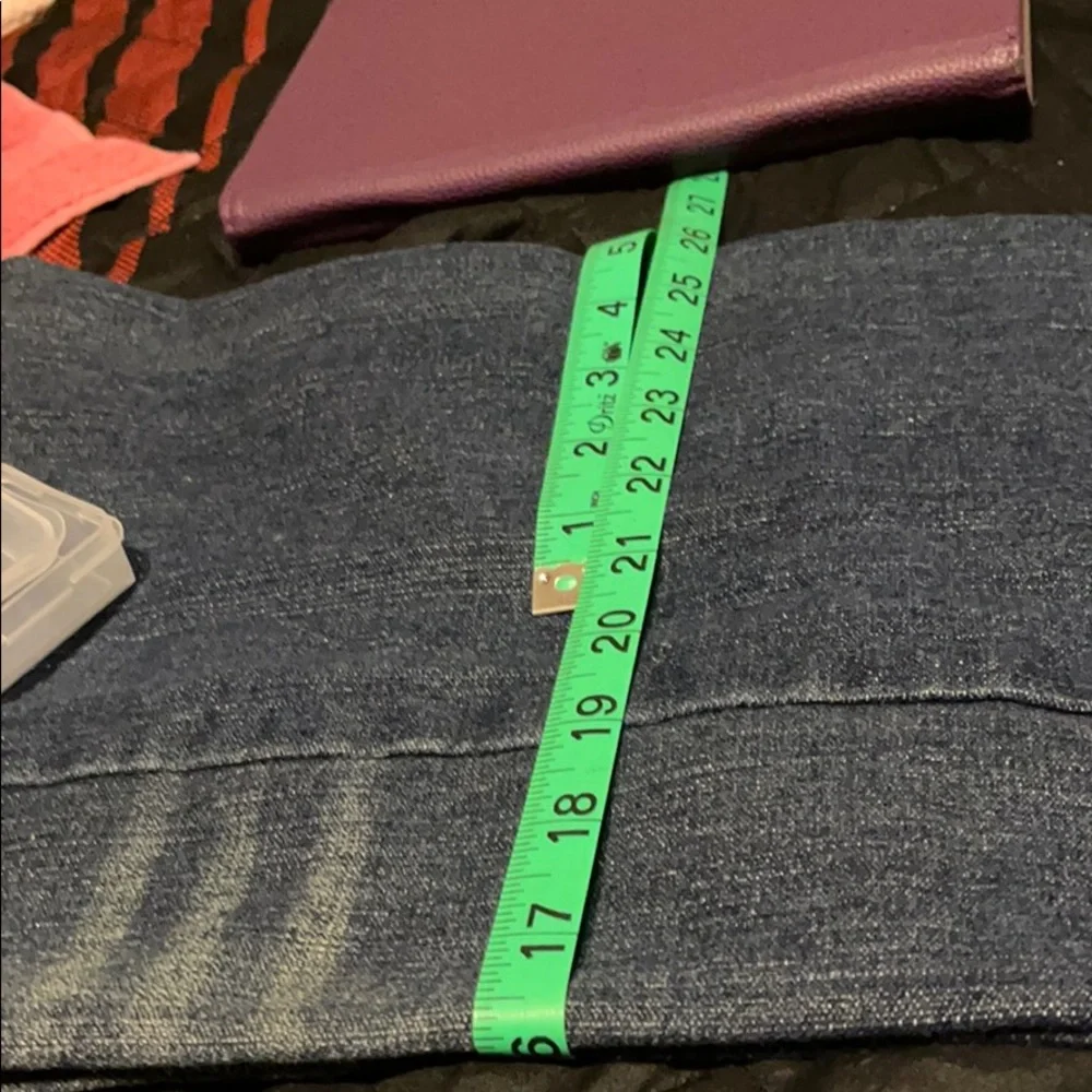 True Religion Men's Relaxed Jeans in Blue with Red Label
